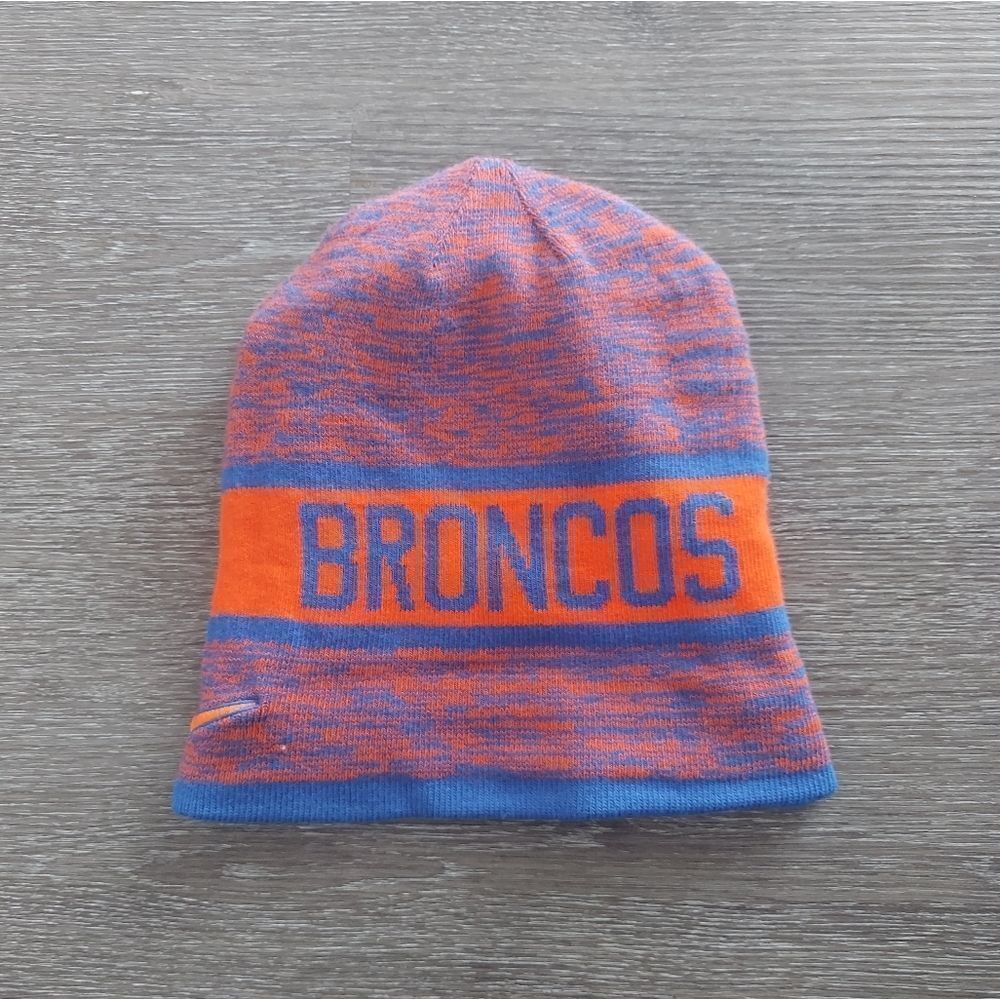 Nike Reversible Broncos Beanie